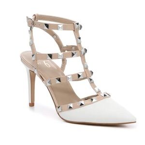 Mix no. 6 white heels